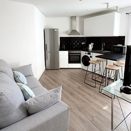 Modern City Centre Two Bedroom Windsor Apartment - Grand Central House Γιβραλτάρ Εξωτερικό φωτογραφία