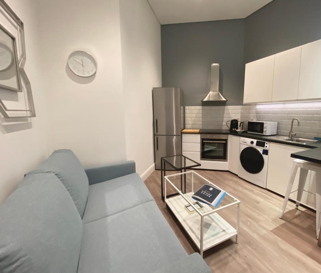 Modern City Centre Two Bedroom Windsor Apartment - Grand Central House Γιβραλτάρ Εξωτερικό φωτογραφία