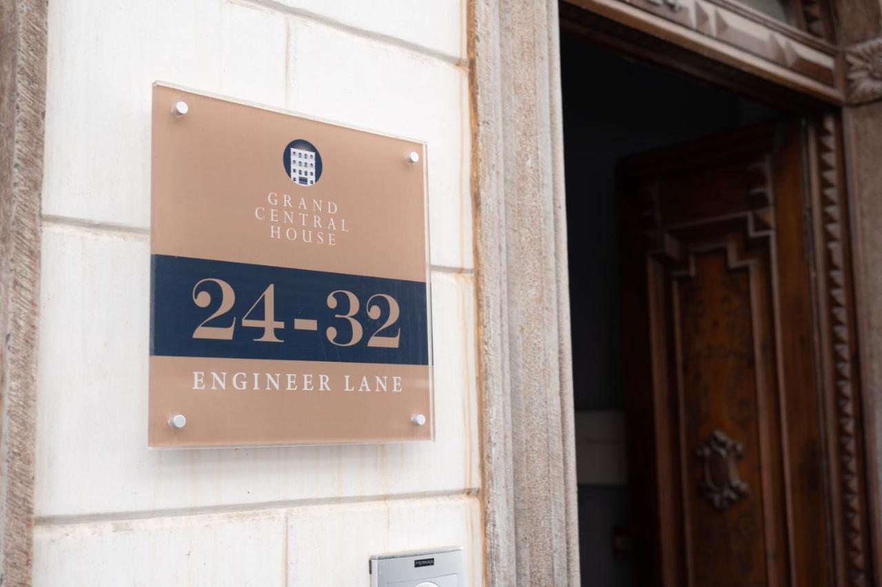 Modern City Centre Two Bedroom Windsor Apartment - Grand Central House Γιβραλτάρ Εξωτερικό φωτογραφία